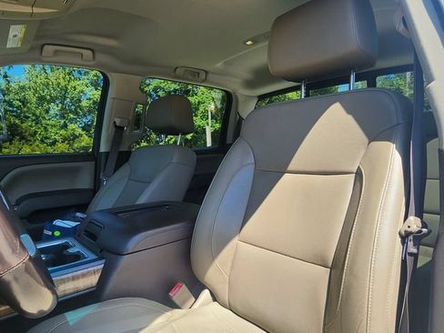 Used 2018 GMC Sierra 1500 SLT w/ SLT Premium Package AWD/4WD image 13