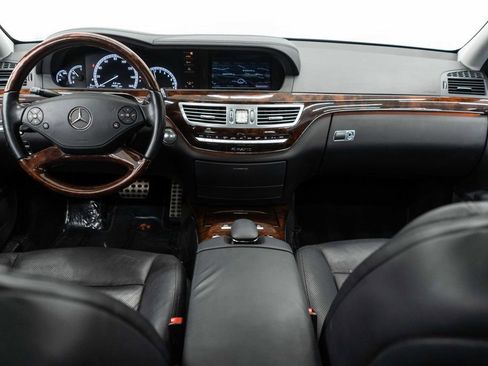 Used 2013 Mercedes-Benz S 550 4MATIC image 9