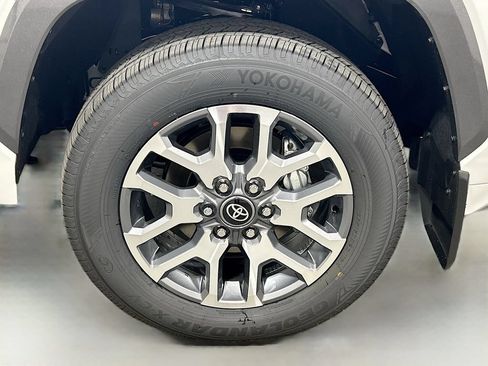 New 2026 Toyota Tundra 1794 Edition AWD/4WD image 9
