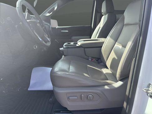 Used 2020 Chevrolet Silverado 1500 LTZ image 15