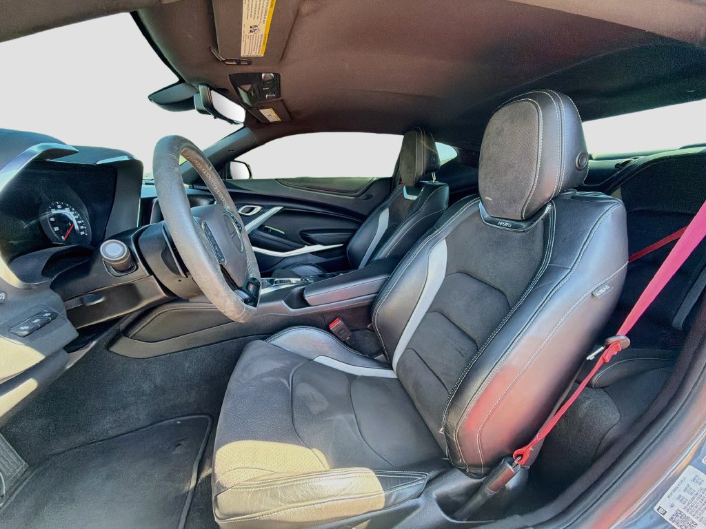 Used 2022 Chevrolet Camaro SS RWD image 21