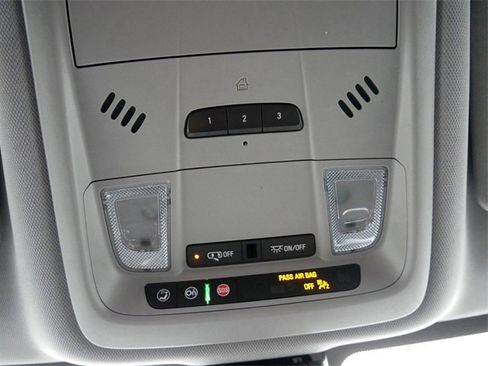 Used 2023 Chevrolet Blazer LT image 24