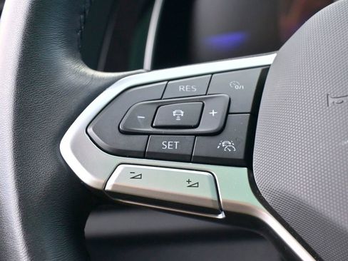 Used 2024 Volkswagen Jetta SE w/ Panoramic Sunroof Package image 26