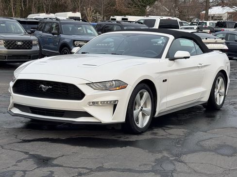 Used 2020 Ford Mustang Premium image 2