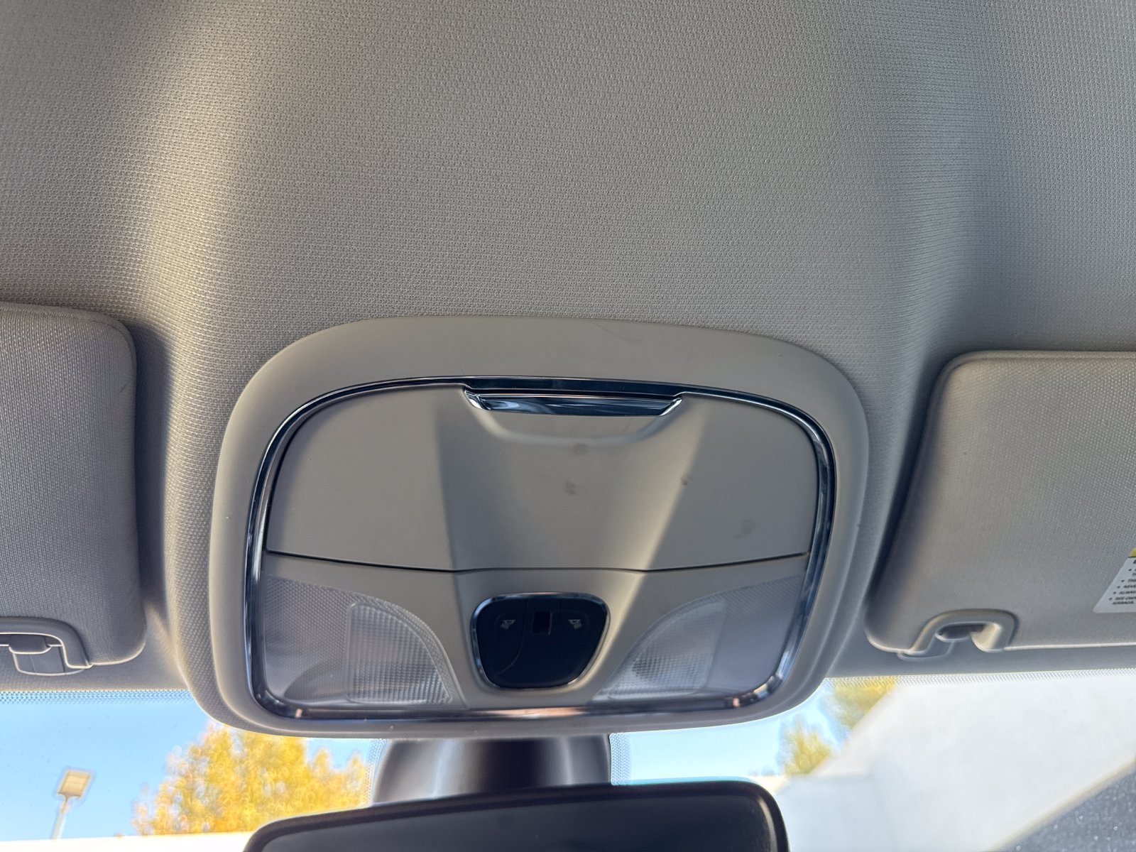 Used 2020 Jeep Cherokee Limited FWD image 21