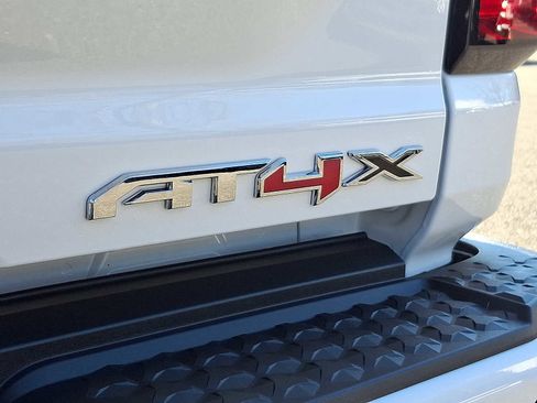 Used 2025 GMC Canyon AT4 w/ AT4X Package image 34
