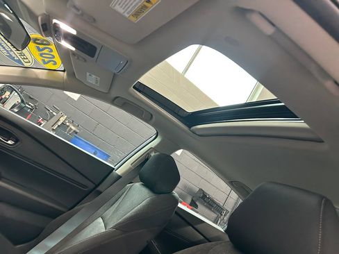 Certified 2023 Honda Accord EX image 15