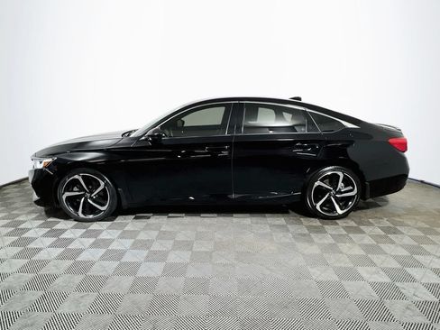 Used 2022 Honda Accord Sport image 4