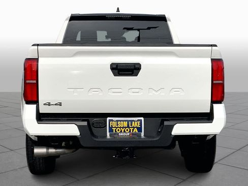 New 2026 Toyota Tacoma SR5 AWD/4WD image 4