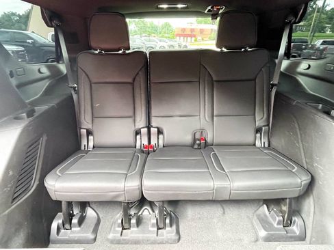 Used 2022 GMC Yukon Denali AWD/4WD image 14