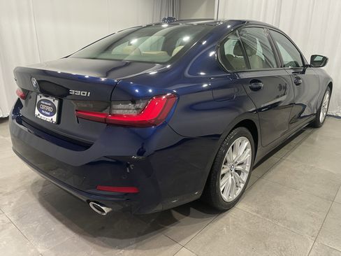Used 2023 BMW 330i xDrive Sedan w/ Convenience Package image 7
