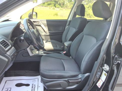 Used 2016 Subaru Forester 2.5i AWD/4WD image 26
