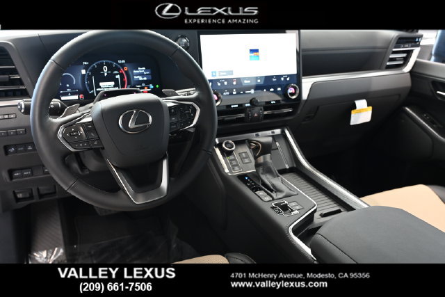 New 2026 Lexus GX 550 w/ Accessory Package (CT) AWD/4WD image 13