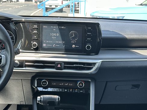 Used 2022 Kia K5 LXS FWD image 17