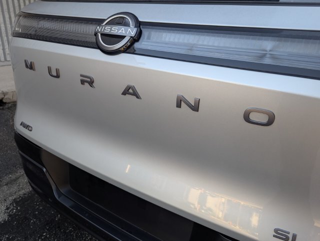 Used 2025 Nissan Murano SL AWD/4WD image 9