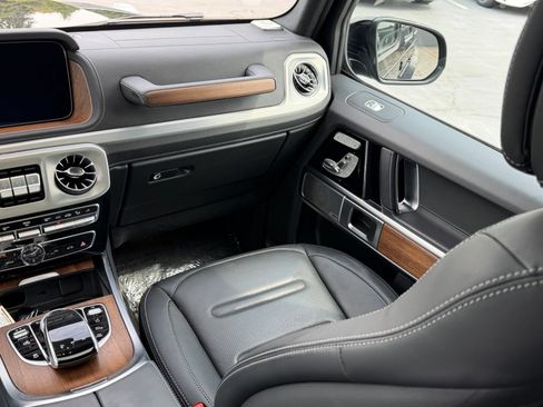 Used 2024 Mercedes-Benz G 550 image 20
