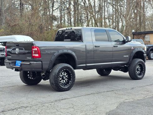 Used 2019 RAM 3500 Laramie image 8