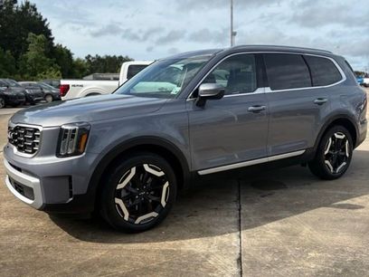 Used 2025 Kia Telluride S