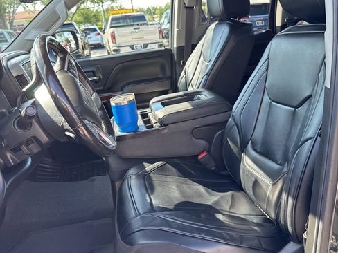 Used 2019 GMC Sierra 1500 SLE w/ SLE Value Package AWD/4WD image 7