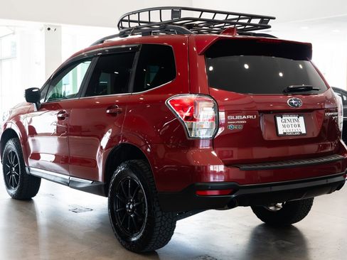 Used 2018 Subaru Forester 2.0XT Touring AWD/4WD image 6