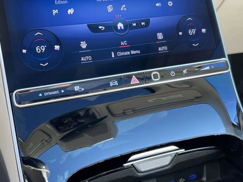 Used 2023 Mercedes-Benz S 500 4MATIC image 15