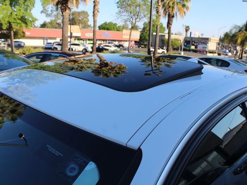 Used 2017 BMW 330i 330i image 13