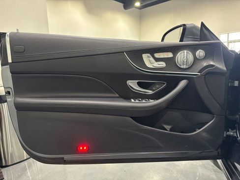 Used 2018 Mercedes-Benz E 400 4MATIC Cabriolet image 55