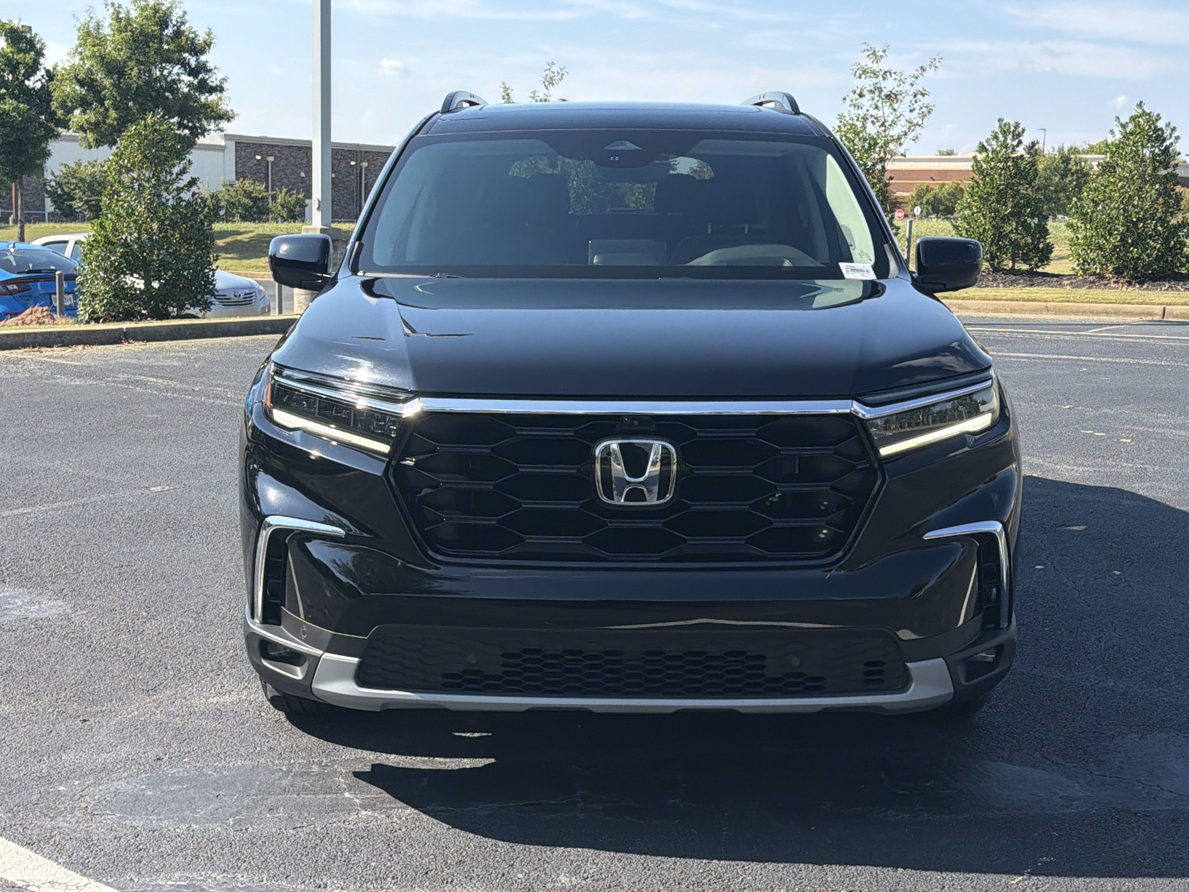 Used 2024 Honda Pilot Elite image 3