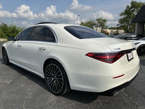 Used 2022 Mercedes-Benz S 580 S 580 4MATIC w/ Red Interior M image 7