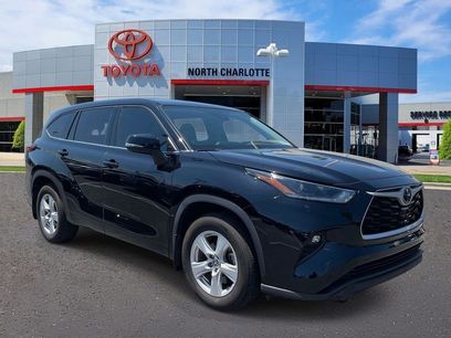 Used 2021 Toyota Highlander LE