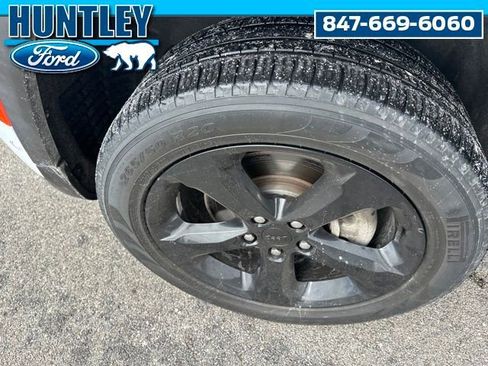 Used 2023 Jeep Grand Cherokee L Limited w/ Luxury Tech Group II AWD/4WD image 8