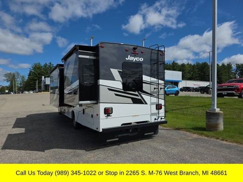 Used 2026 Ford E-450 and Econoline 450 Super Duty w/ Motorhome Prep Package RWD image 8
