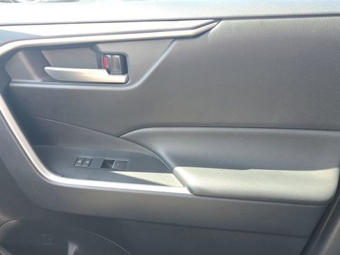 Used 2024 Toyota RAV4 XLE image 12