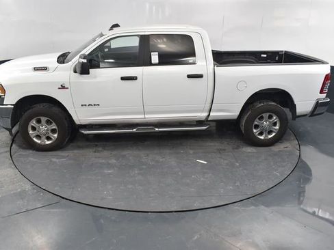 Used 2024 RAM 2500 Big Horn image 32