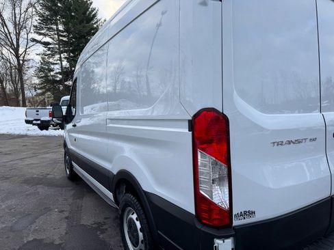 Used 2019 Ford Transit 150 130 Medium Roof image 10