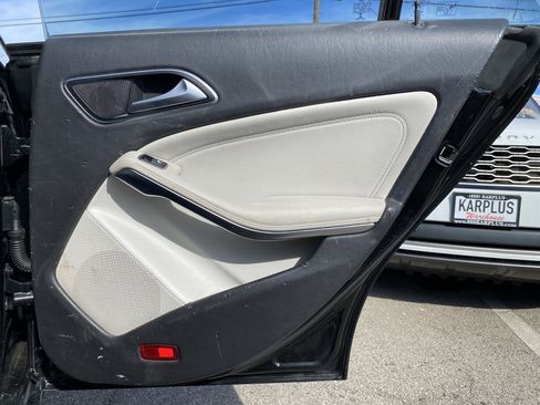 Used 2018 Mercedes-Benz CLA 250 image 19