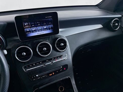 Used 2019 Mercedes-Benz GLC 300 image 19