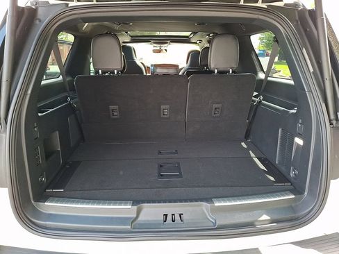 Certified 2024 Lincoln Navigator L Reserve AWD/4WD image 30