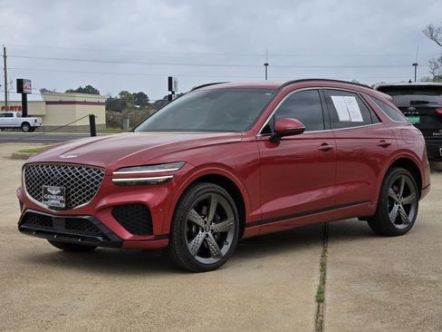 Used 2024 Genesis GV70 3.5T Sport w/ Sport Advanced Package image 3