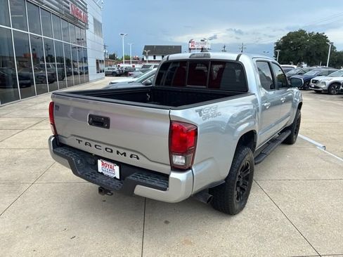Used 2022 Toyota Tacoma SR w/ SR Convenience Package RWD image 7
