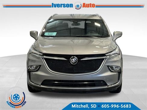 Used 2024 Buick Enclave Essence w/ Sport Touring Edition image 3
