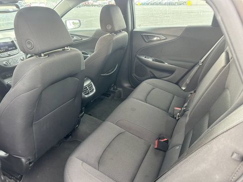 Used 2025 Chevrolet Malibu LT FWD image 29