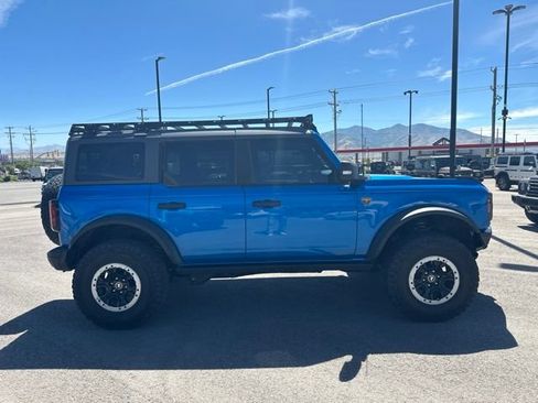 Used 2022 Ford Bronco Badlands w/ Sasquatch Package AWD/4WD image 7