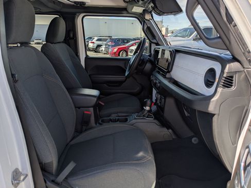 Used 2024 Jeep Wrangler Unlimited Sport AWD/4WD image 33