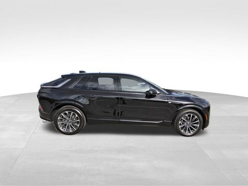 New 2026 Cadillac Lyriq Sport image 5