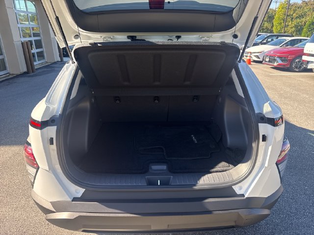 Certified 2024 Hyundai Kona SEL AWD/4WD image 23