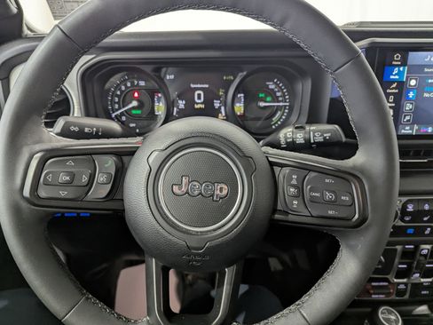 Used 2025 Jeep Wrangler Unlimited Sport S 4xe image 16