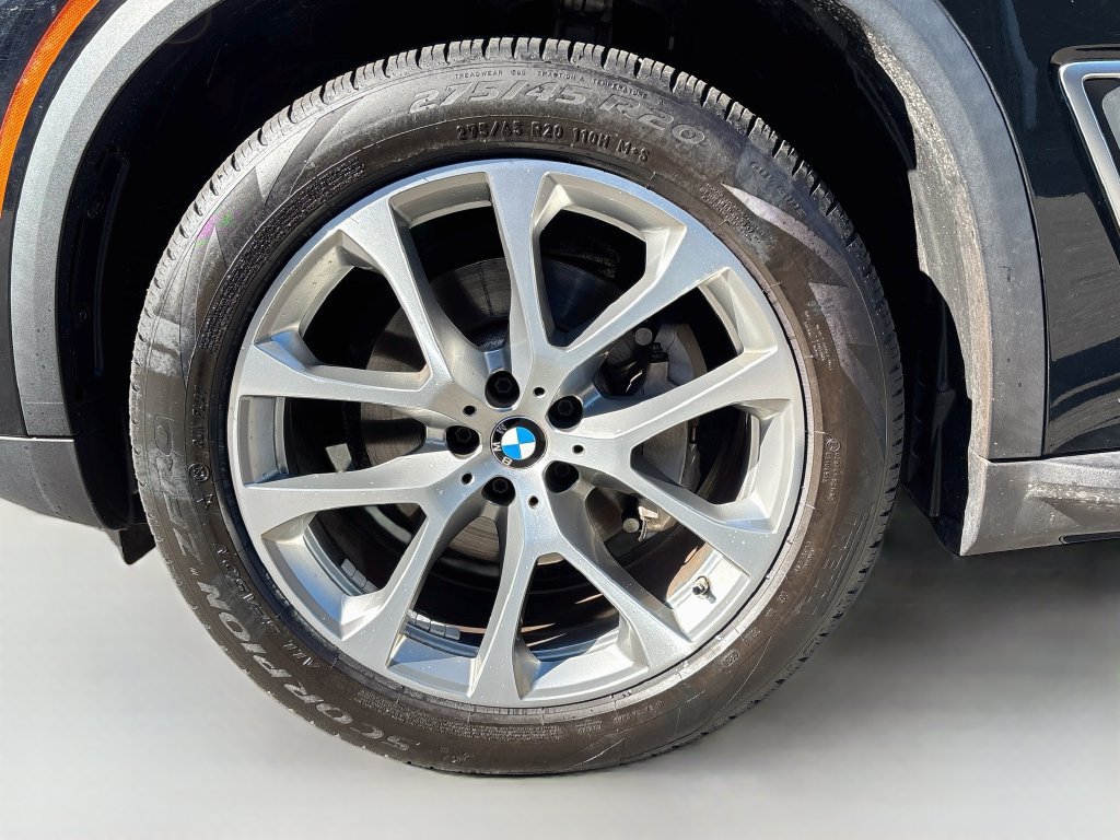 Used 2023 BMW X5 xDrive40i AWD/4WD image 32