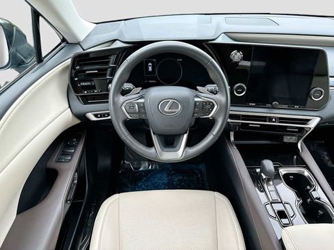 Used 2024 Lexus RX 350 FWD w/ Technology Package image 22