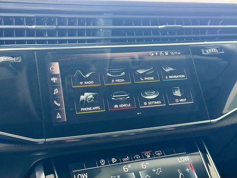 Used 2020 Audi Q8 Prestige w/ Prestige Package AWD/4WD image 11